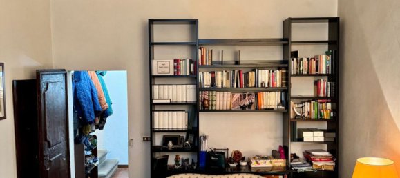 3 rooms Apartment in Florence, Italy No. 12483 7