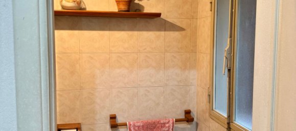 3 rooms Apartment in Florence, Italy No. 12483 20