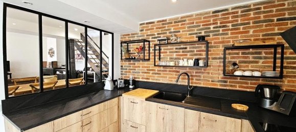 4 bedrooms House in Chambourcy, France No. 121534 5