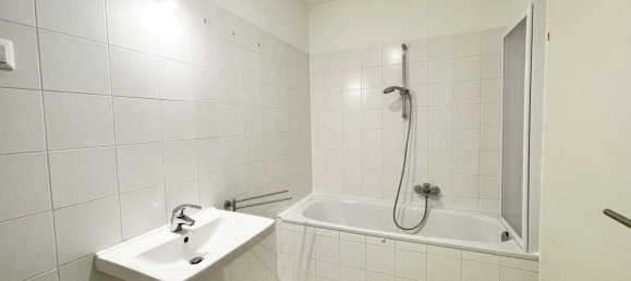 2 rooms Apartment in Simmering, Austria No. 182047 18