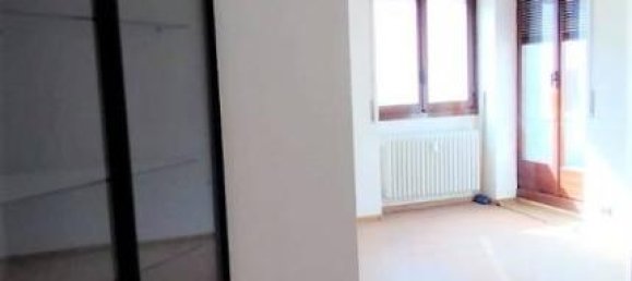 4 rooms Apartment in Sondrio, Italy No. 41677 8