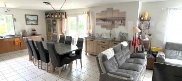 Casa de 4 dormitorios en Rosporden, France No. 280945 4