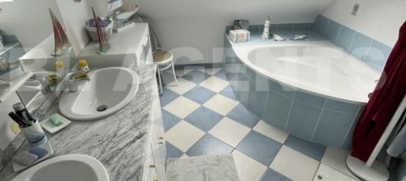 Casa de 4 dormitorios en Rosporden, France No. 280945 14