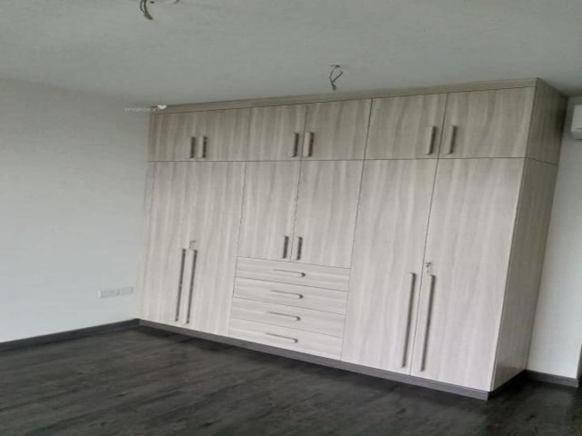 4 bedrooms House in Gurgaon, India No. 5826