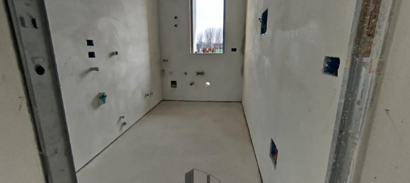 Casa de 5 habitaciónes en Pordenone, Italy No. 30666 22