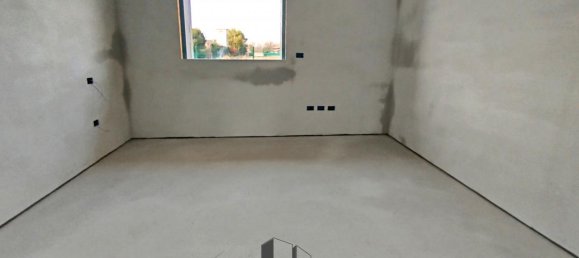 Casa de 5 habitaciónes en Pordenone, Italy No. 30666 13