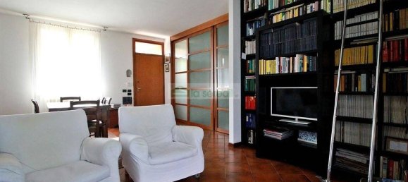 3 bedrooms Villa in Casatenovo, Italy No. 73052 9