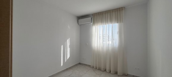 Apartamento de 2 dormitorios en Larnaca, Cyprus No. 26163 5