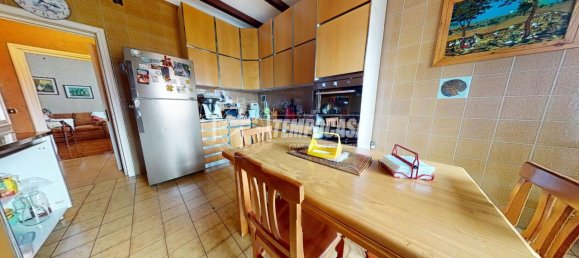 Apartamento de 5 habitaciónes en Bari, Italy No. 20303 14