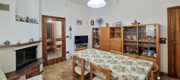 Casa de 7 habitaciónes en Sant'Elpidio a Mare, Italy No. 295372 8