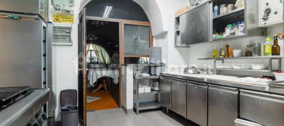 Propiedad comercial de 5 habitaciónes en Turin, Italy No. 353713 17