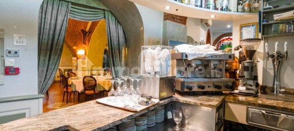 Propiedad comercial de 5 habitaciónes en Turin, Italy No. 353713 9