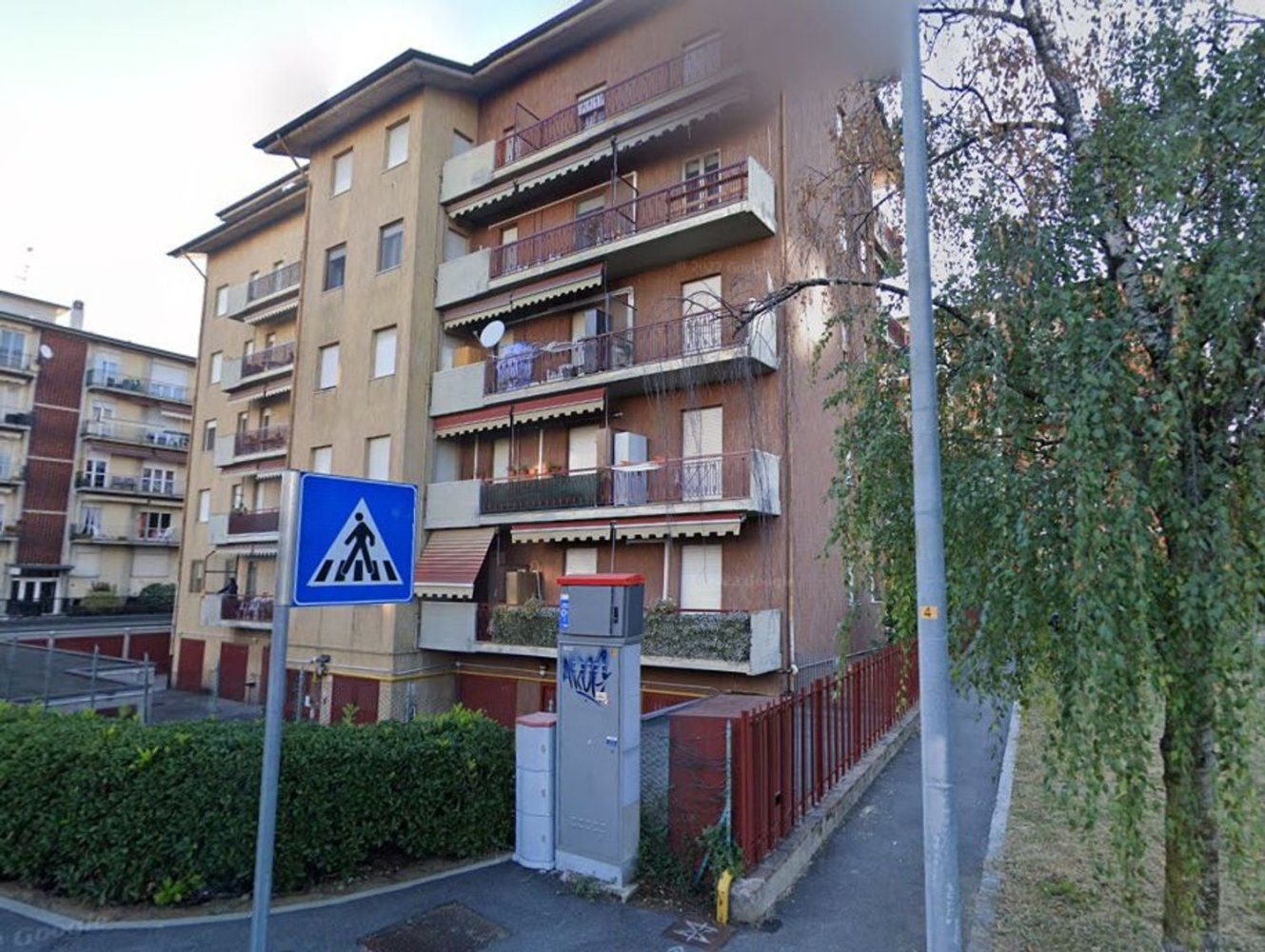 3-salle Appartement à Bergamo, Italy No. 6055