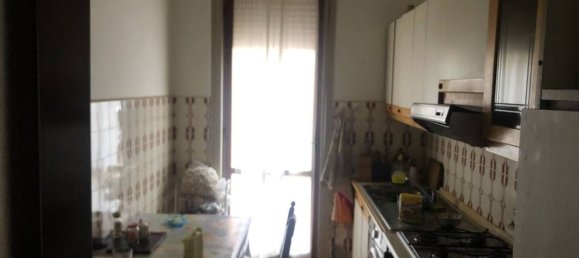 3-salle Appartement à Bergamo, Italy No. 6055 38