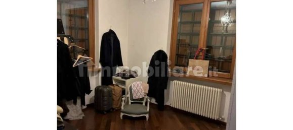 3 bedrooms Villa in Erba, Italy No. 3266 10