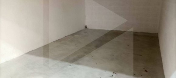 Garage à Bari, Italy 15m² No. 33889 22