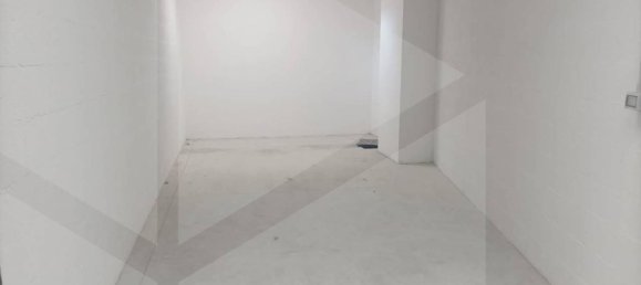 Garage à Bari, Italy 15m² No. 33889 7