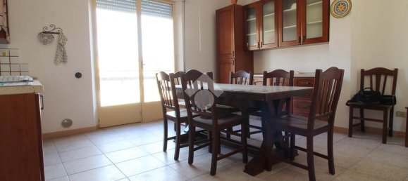 3 bedrooms Apartment in Reggio Calabria, Italy No. 297371 2