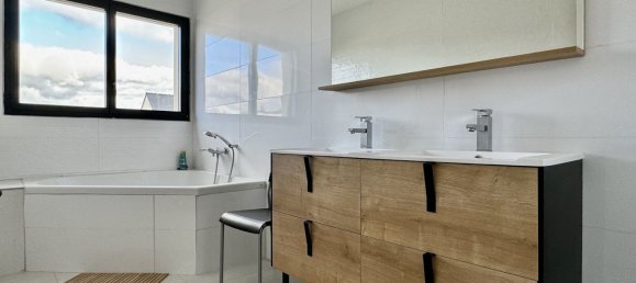 5 bedrooms House in Vern-sur-Seiche, France No. 308703 2