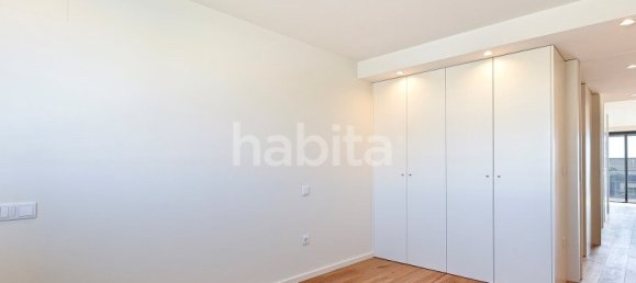 3 bedrooms Apartment in Sao Felix da Marinha, Portugal No. 111425 2