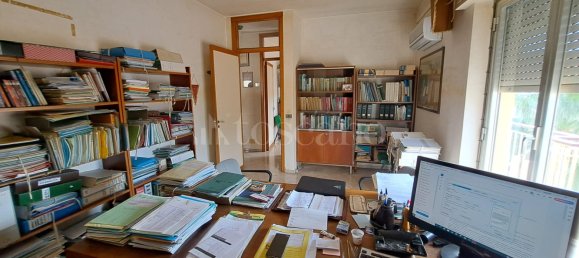 Escritório de 6 divisões em Trapani, Italy N.º 49652 15