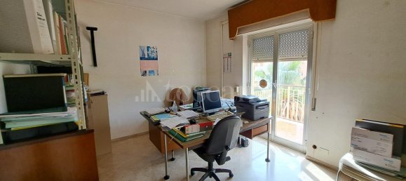 Escritório de 6 divisões em Trapani, Italy N.º 49652 22