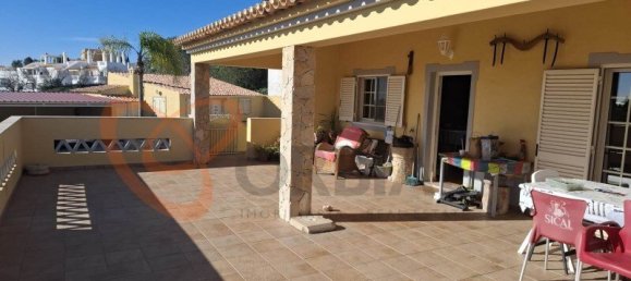 3 bedrooms Villa in Albufeira, Portugal No. 117819 5