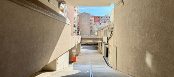 Квартира с 2 спальнями в Триест, Италия № 377256 23