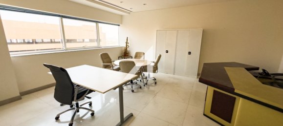 Escritório em Dubai, UAE 151 m² N.º 107860 11