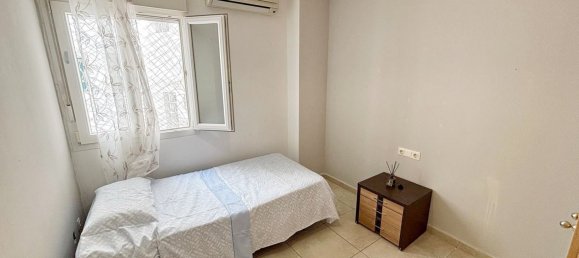 Apartamento de 3 dormitorios en Marbella, Spain No. 136979 4