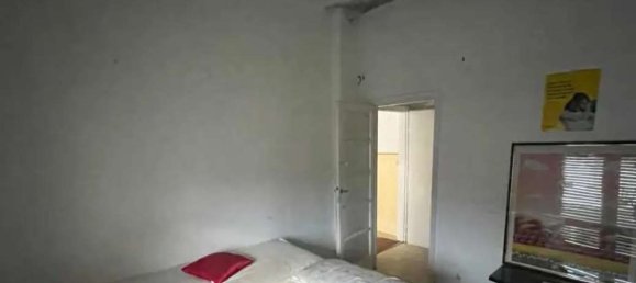 2 rooms Apartment in Como, Italy No. 6212 3