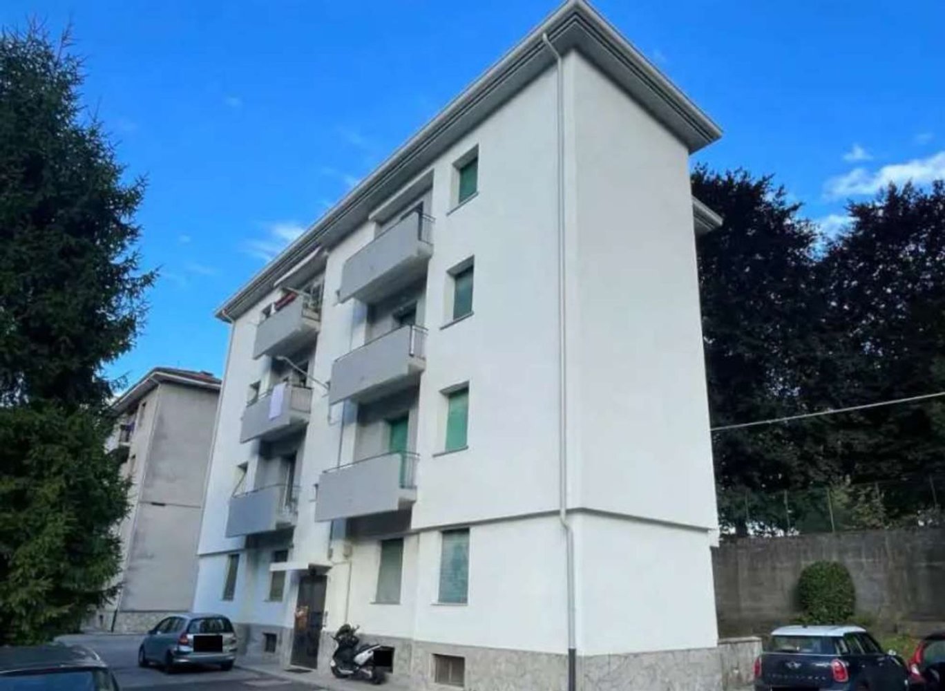 2 rooms Apartment in Como, Italy No. 6212