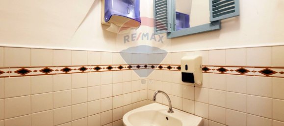 Propriété commerciale à Giovinazzo, Italy 110m² No. 170361 14