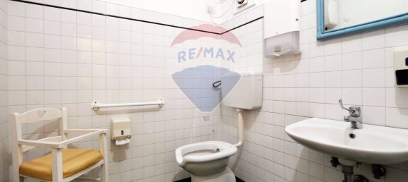 Propriété commerciale à Giovinazzo, Italy 110m² No. 170361 15