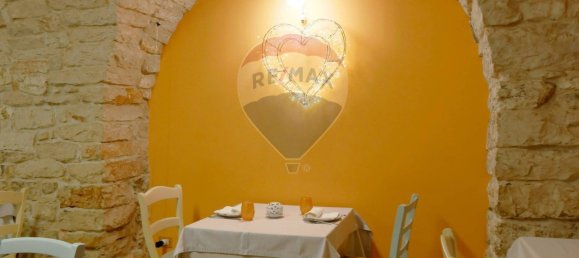 Propriété commerciale à Giovinazzo, Italy 110m² No. 170361 30