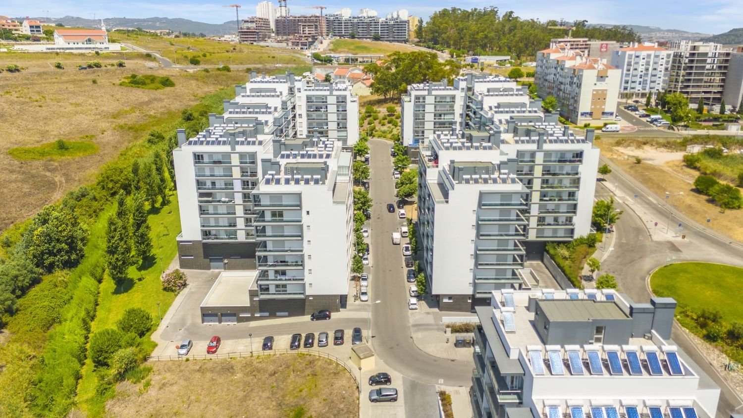 2 bedrooms Apartment in Odivelas, Portugal No. 247024