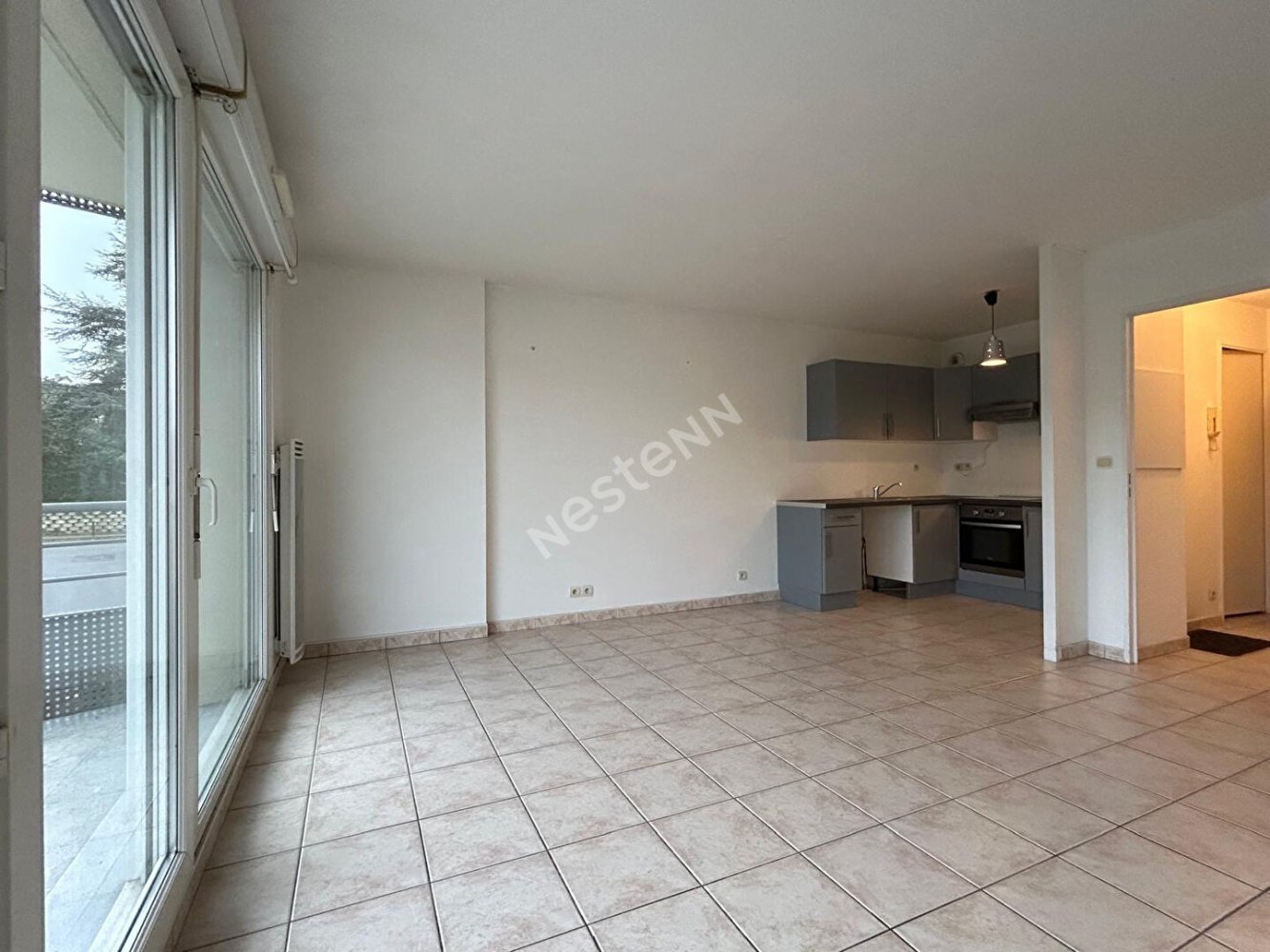 1 غرف نوم شقة في Osny, France رقم 166954