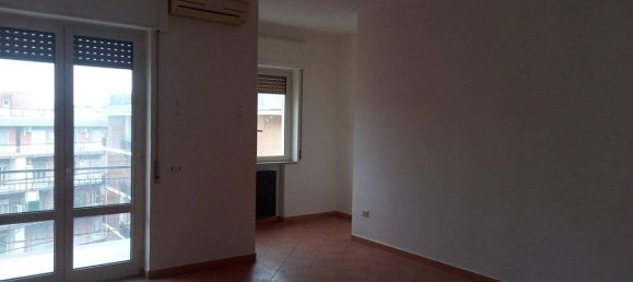 2 bedrooms Apartment in Naples, Italy No. 317815 6