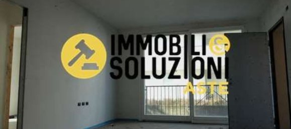 Квартира с 3 комнатами в Инцаго, Италия № 184868 4