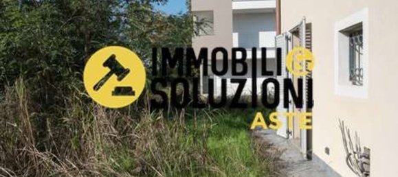 Квартира с 3 комнатами в Инцаго, Италия № 184868 10