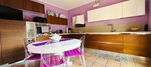 Дом с 4 комнатами в Вилла Гуардия, Италия № 268853 11