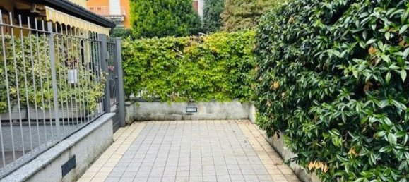 Дом с 4 комнатами в Вилла Гуардия, Италия № 268853 4