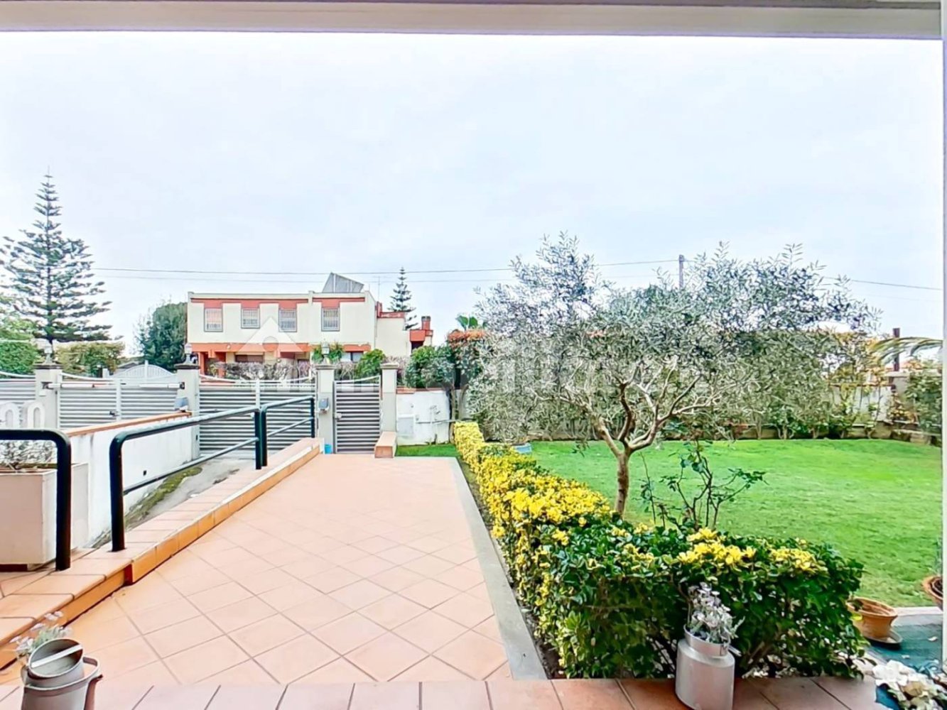 4 Schlafzimmer Haus in Ardea, Italy, Nr. 277677