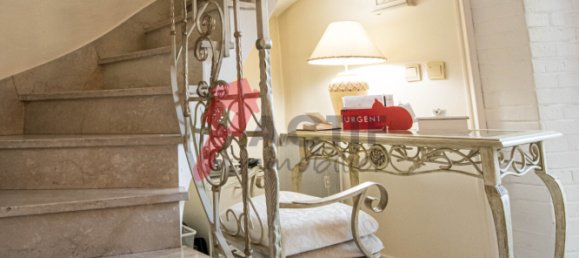 5 bedrooms Townhouse in Longjumeau, France No. 188651 3