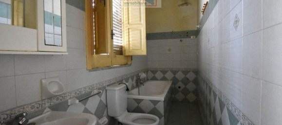 8 rooms House in Avola, Italy No. 18554 10