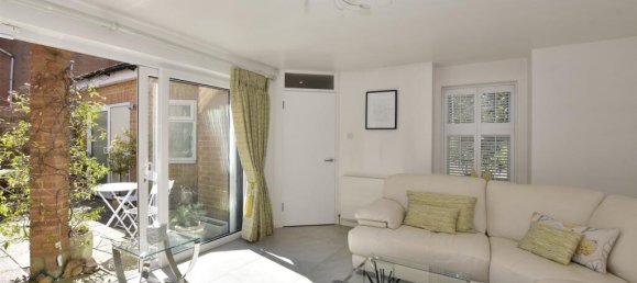 2 Schlafzimmer Haus in Essex, United Kingdom, Nr. 4090 16