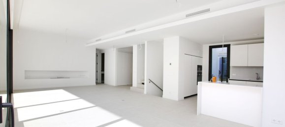 4 غرف نوم فيلا في Marbella, Spain رقم 98889 41