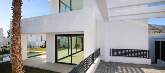 4 غرف نوم فيلا في Marbella, Spain رقم 98889 47