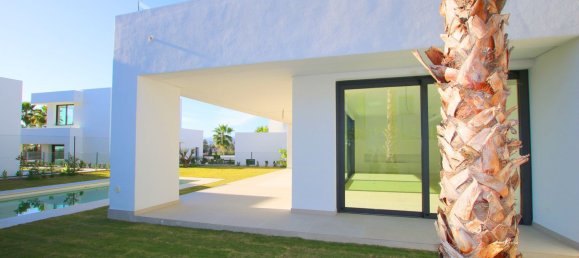 4 غرف نوم فيلا في Marbella, Spain رقم 98889 46