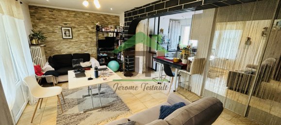 Casa de 4 dormitorios en Chateaudun, France No. 232070 6